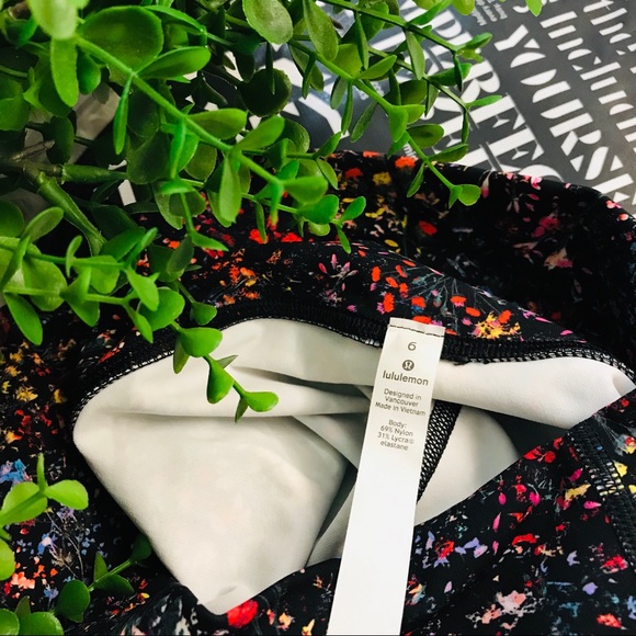 SOLD! Lululemon Wunder Under Leggings Hi Rise 28” - Picture 4 of 4